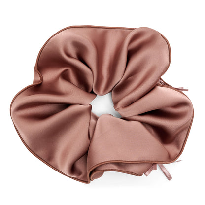 Oversized scrunchie